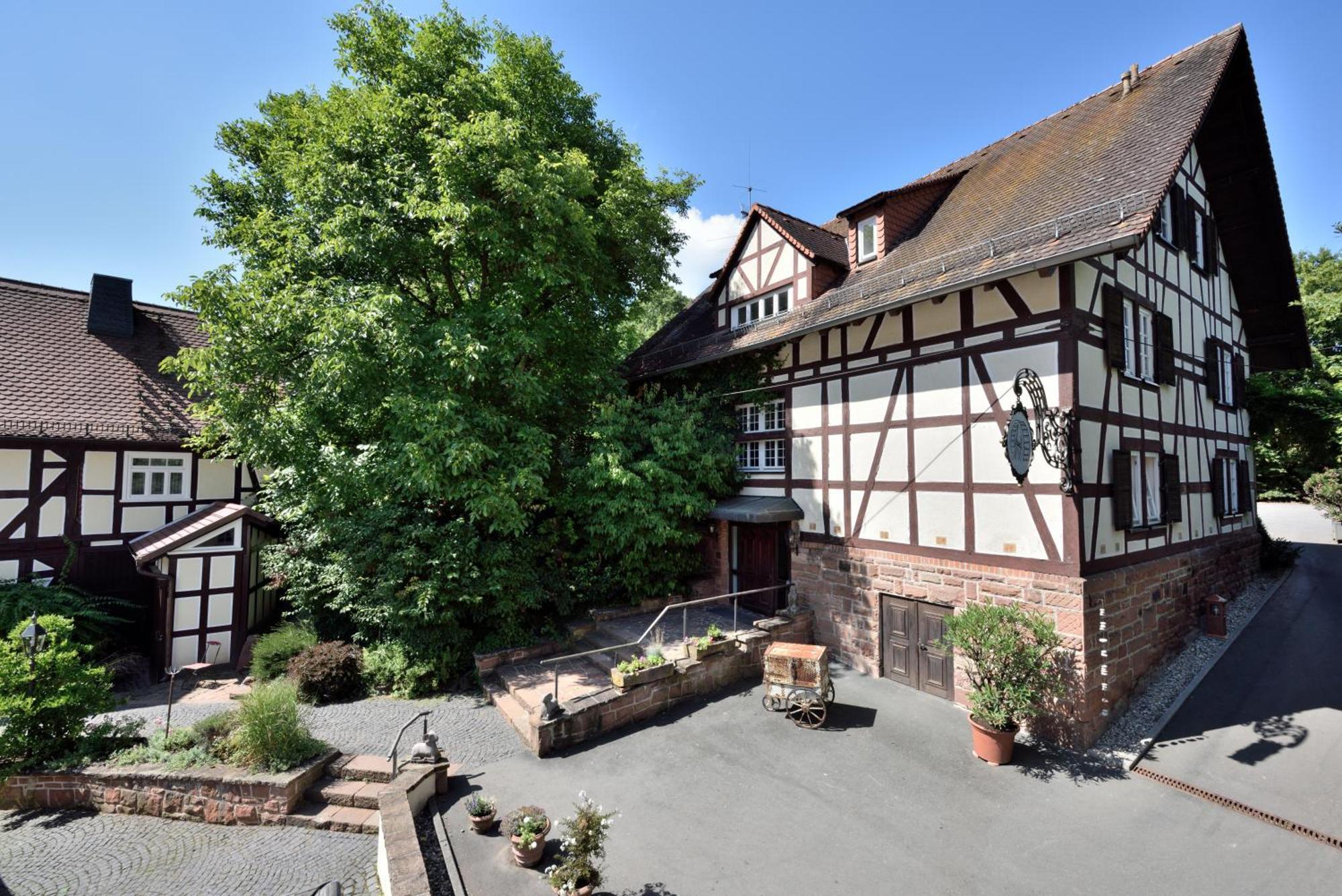 Hotel Dammuehle Marburg Ngoại thất bức ảnh